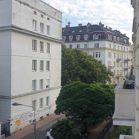 Stylish Bright Apartment Ochota With Balcony Warszawa Exteriör bild